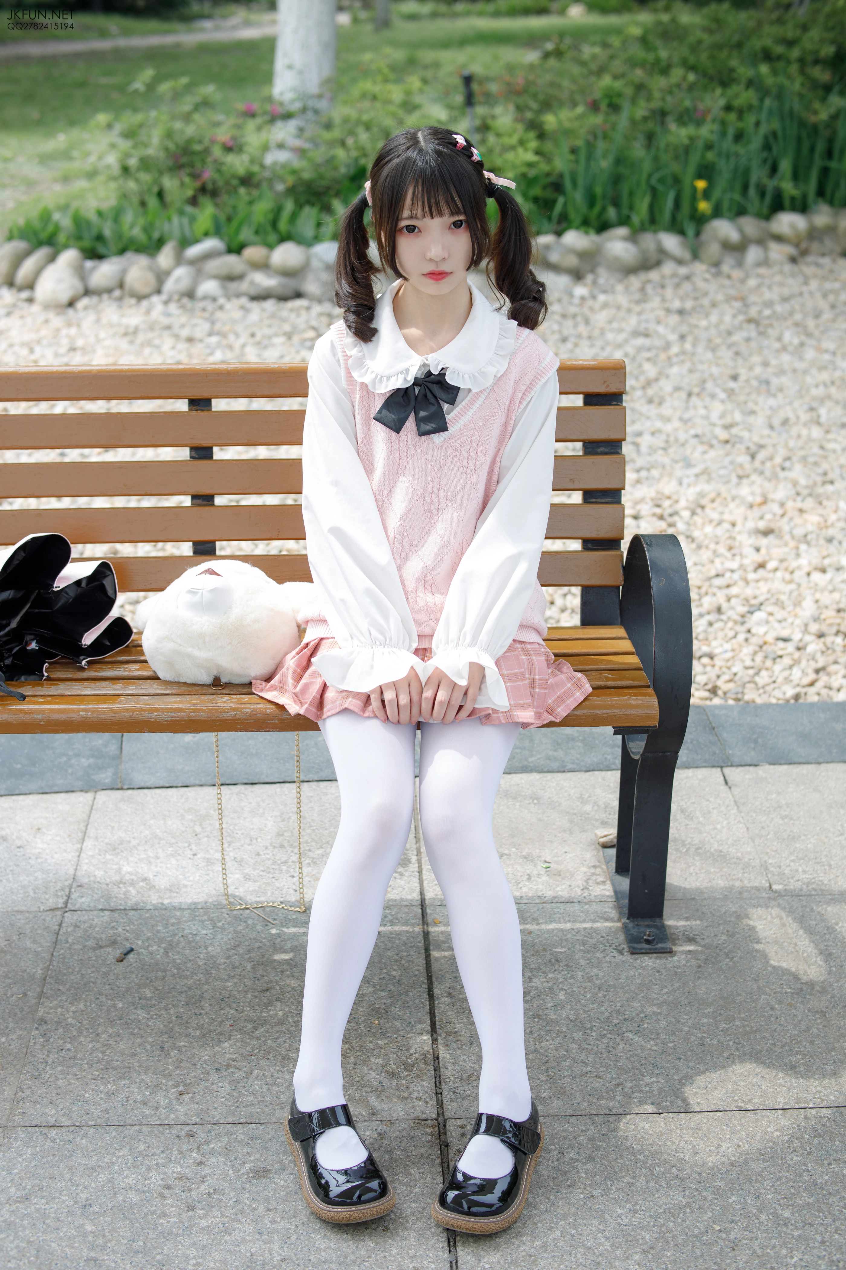 森萝财团 [JKFUN-007] 默陌 80D白丝 [126P 1V]插图7